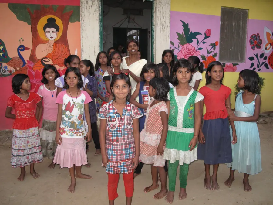 Les premières filles de la Deedi's School